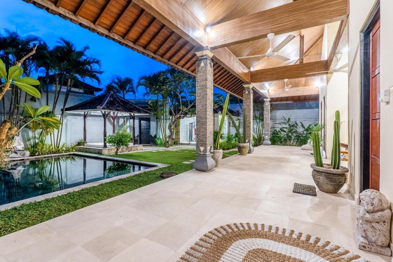 Villa Damai Oasis In The Heart Of Seminyak エクステリア 写真