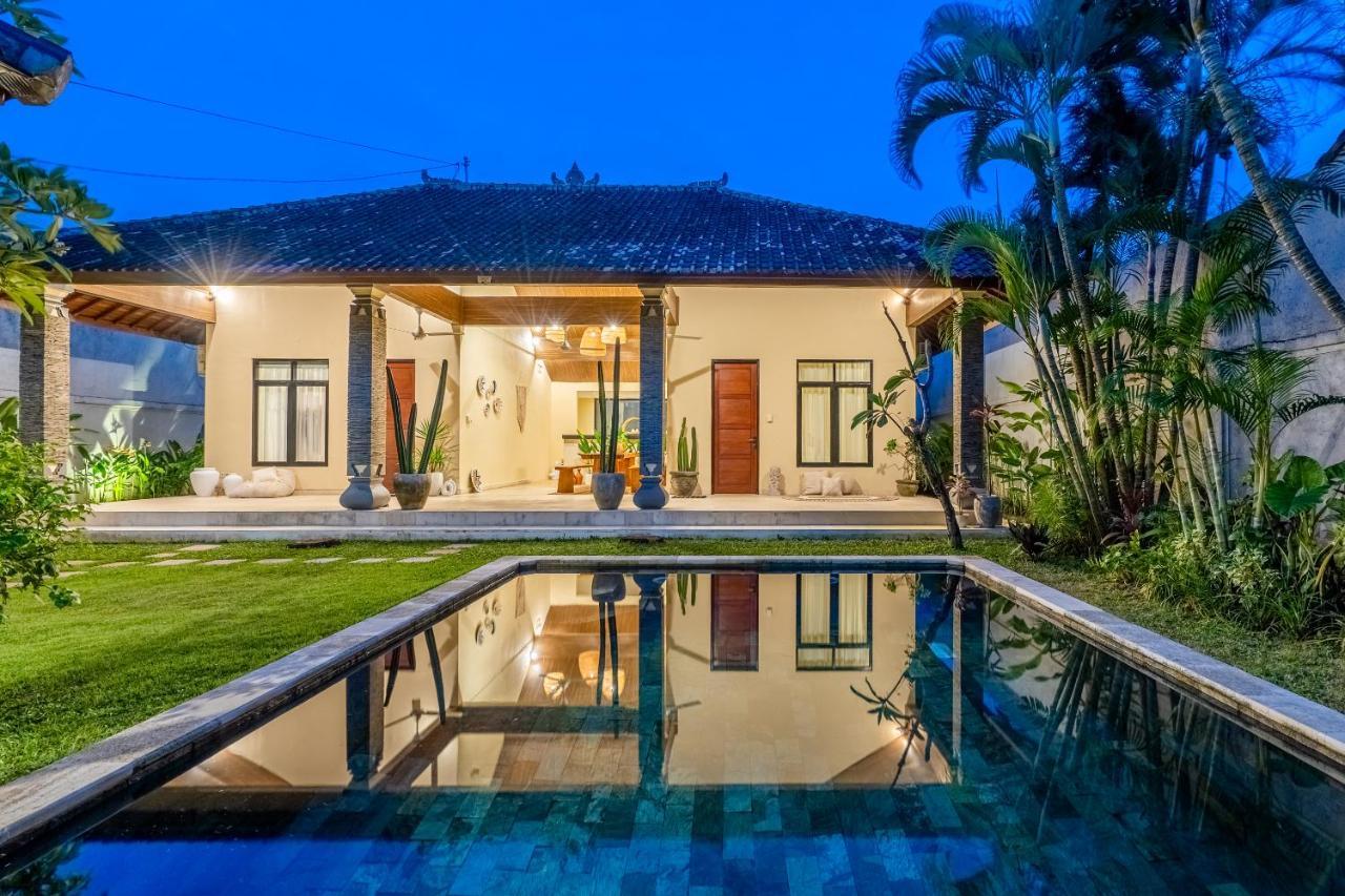 Villa Damai Oasis In The Heart Of Seminyak エクステリア 写真