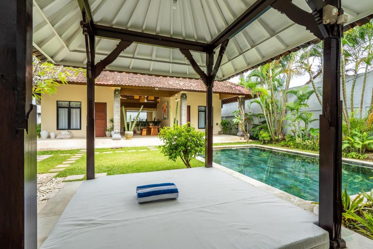 Villa Damai Oasis In The Heart Of Seminyak エクステリア 写真