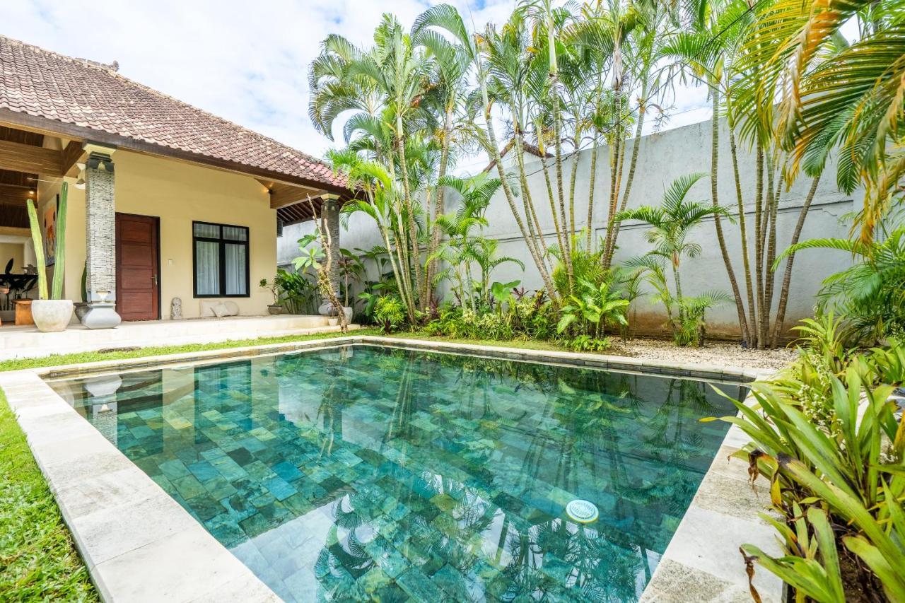 Villa Damai Oasis In The Heart Of Seminyak エクステリア 写真