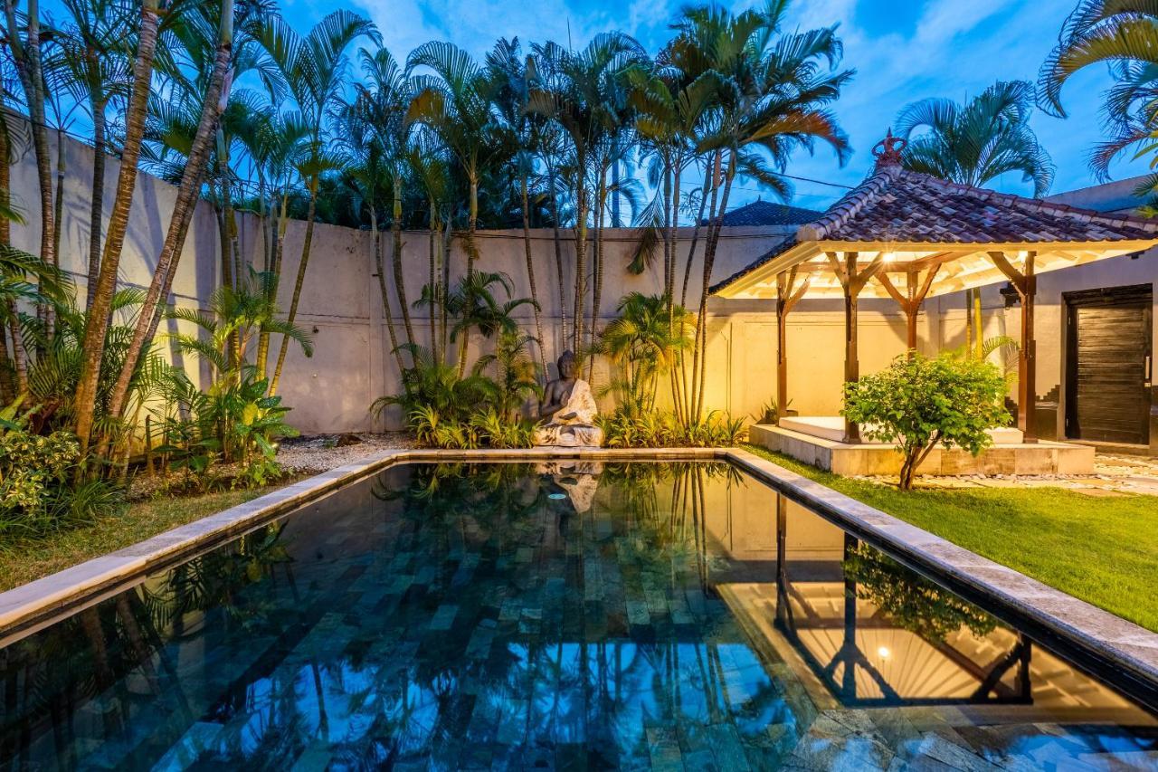 Villa Damai Oasis In The Heart Of Seminyak エクステリア 写真